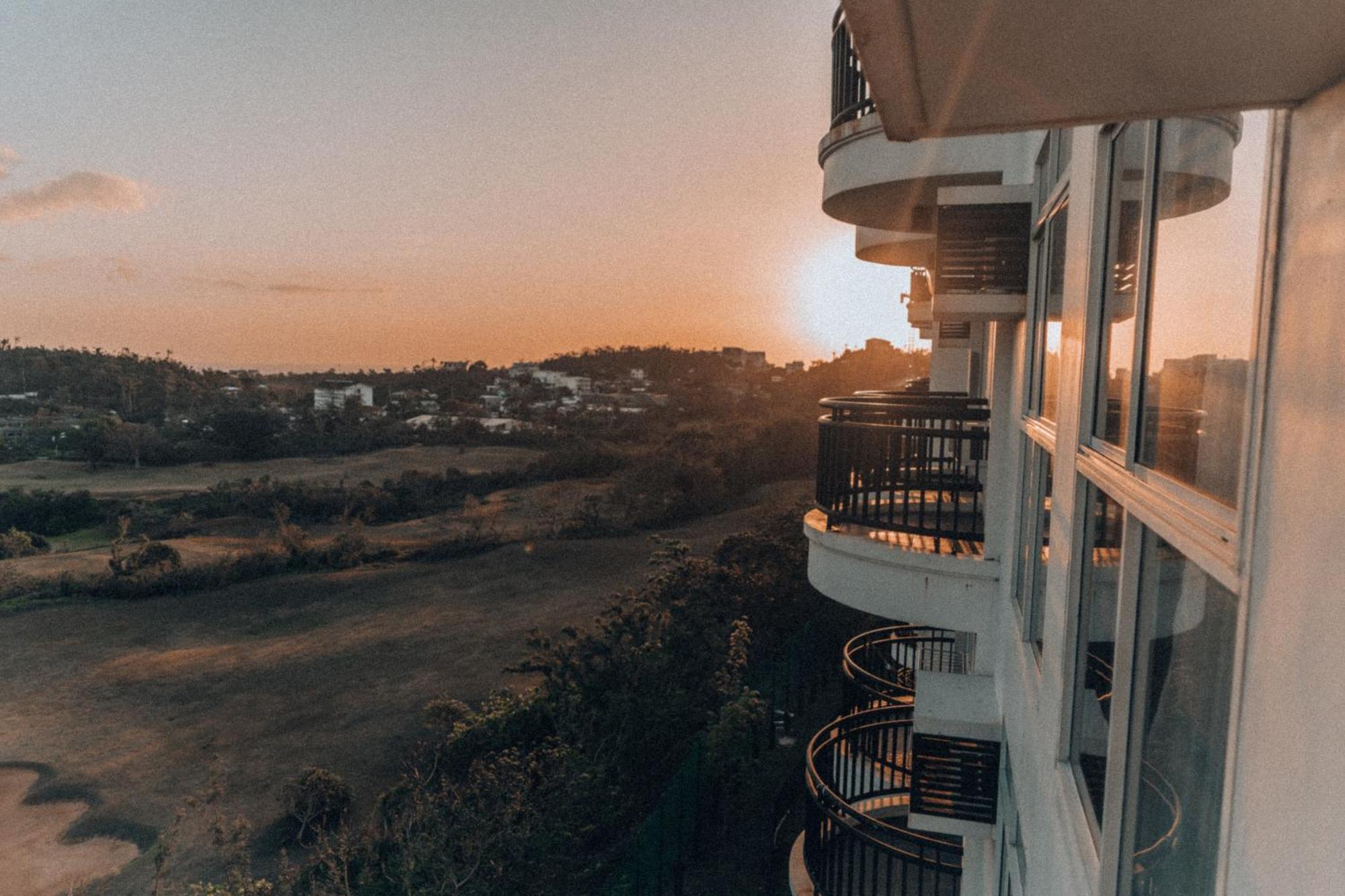 Modern Tropical Luxe Apartment - Boracay Newcoast Yapak Экстерьер фото